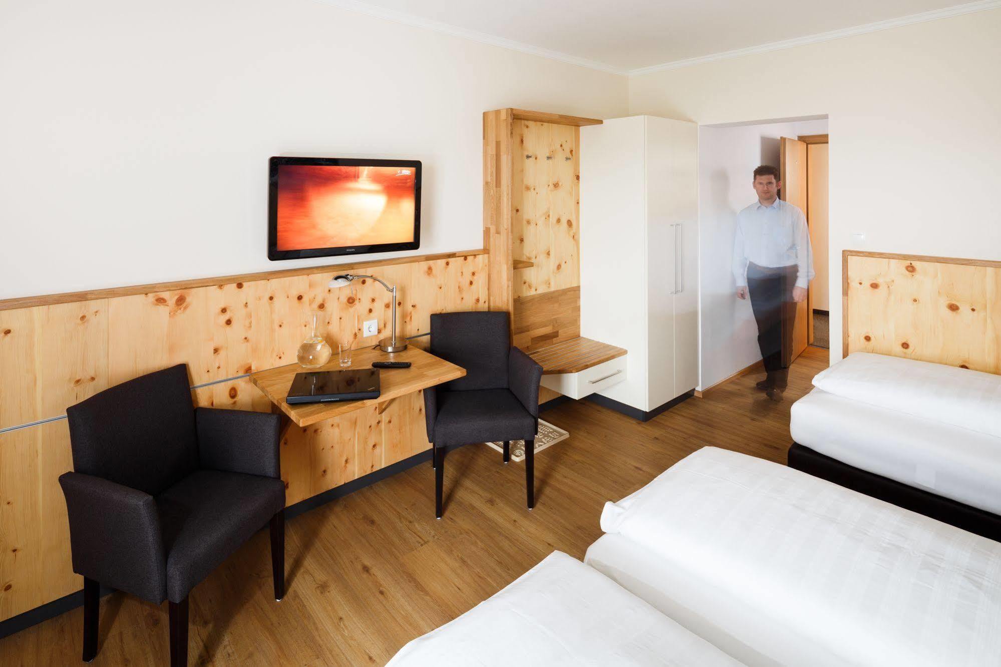 Pension Jageredt Nussbach Extérieur photo