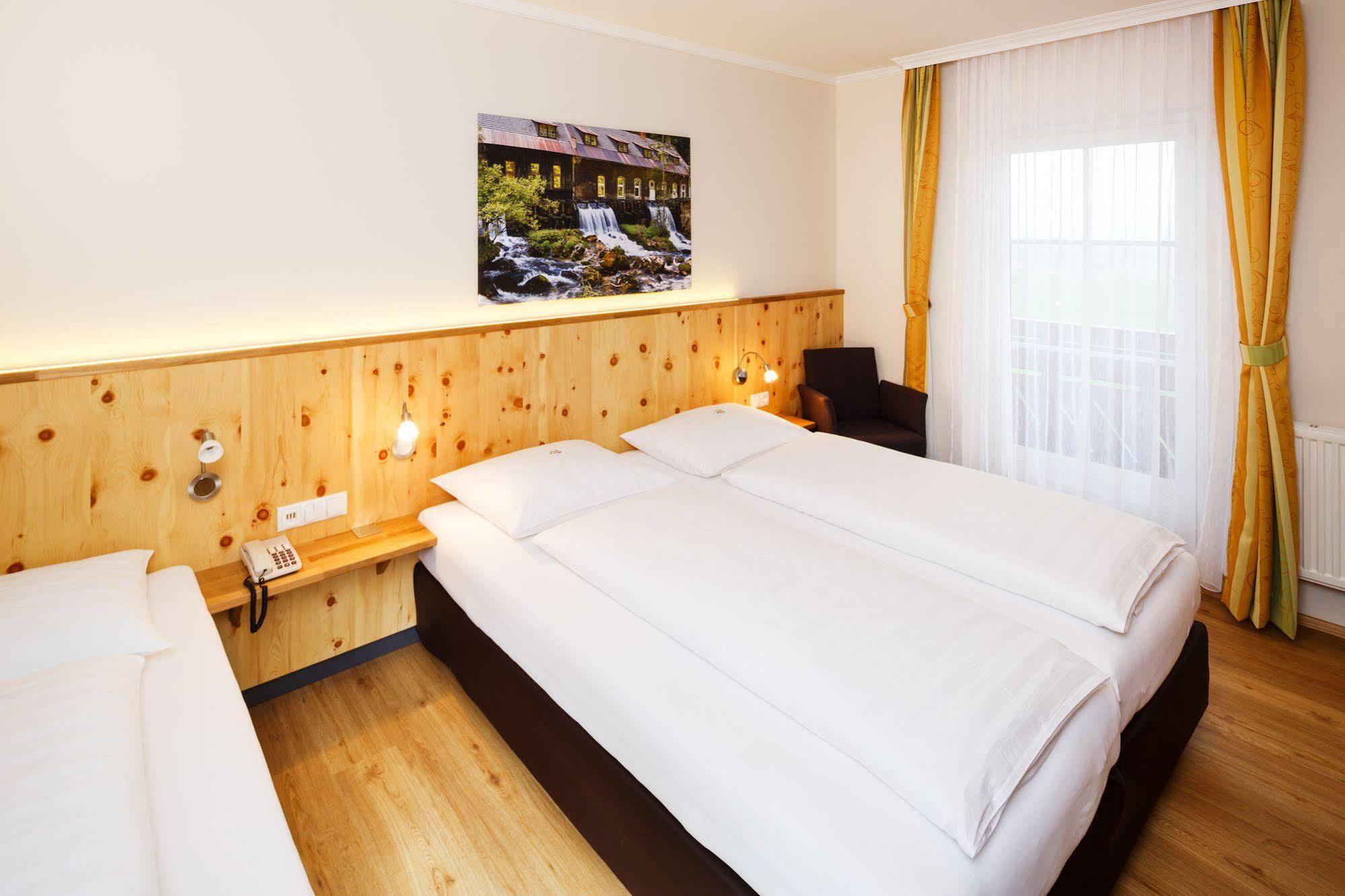 Pension Jageredt Nussbach Extérieur photo